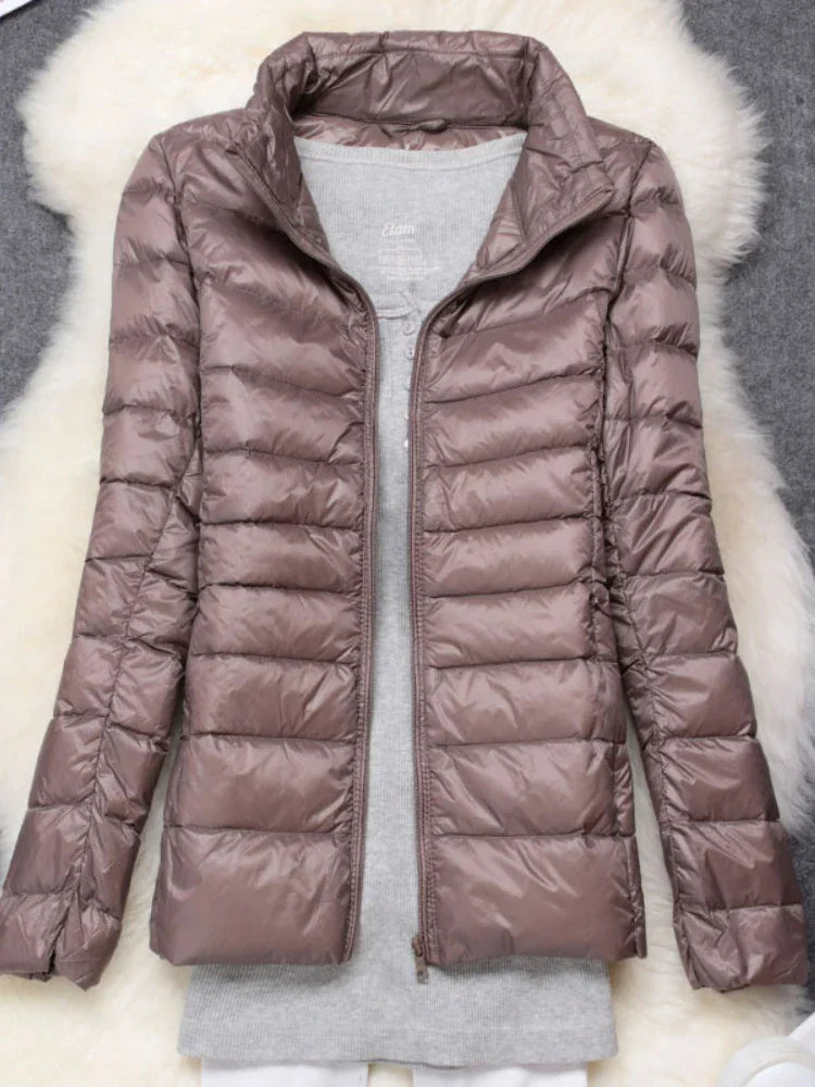 Ultra-light quilted jacket for women | Lightweight transitional jacket packable | Functional outdoor jacket for travel and everyday use
