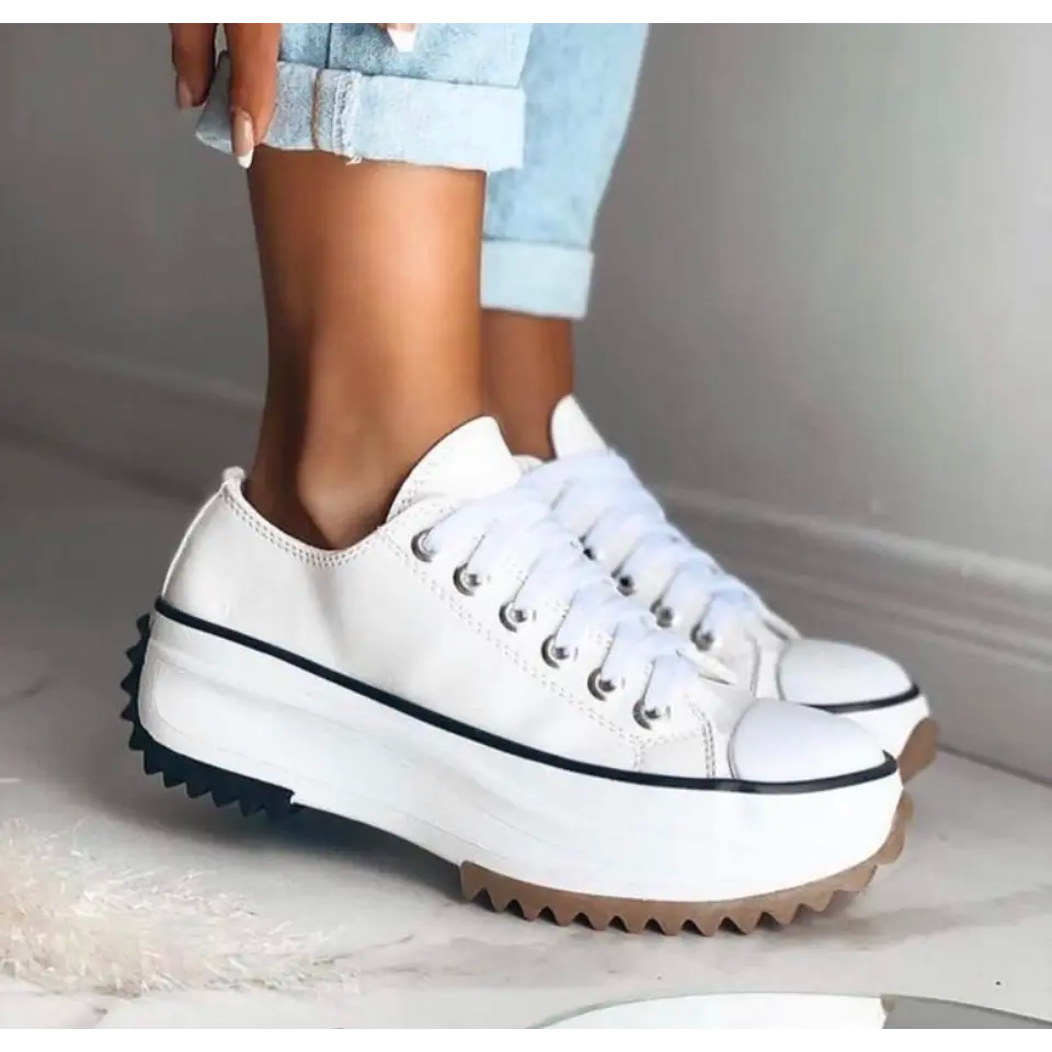 Orthopädische Low-Cut Sneaker mit Schnürung