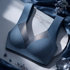 Seamless wire-free push-up bra for women with high comfort and shaping fit