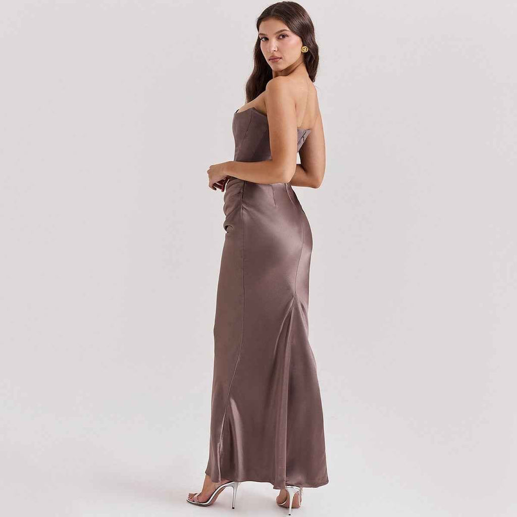 Elegant corset maxi dress for women with a figure-hugging cut