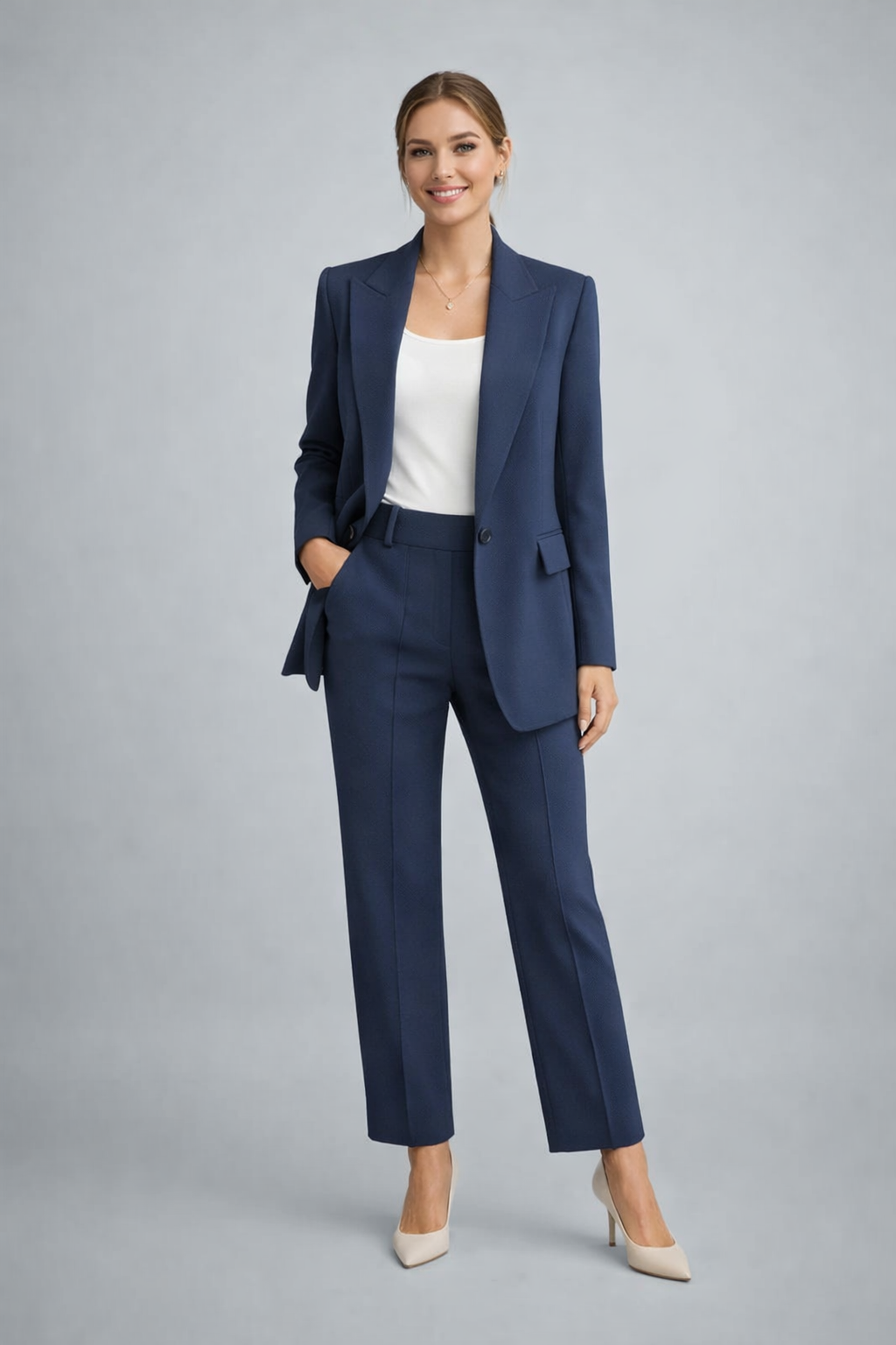 Women's Blazer Set with Pants | Elegant Pantsuit for Office and Leisure | Two-Piece with Slim Lapel and Button Details