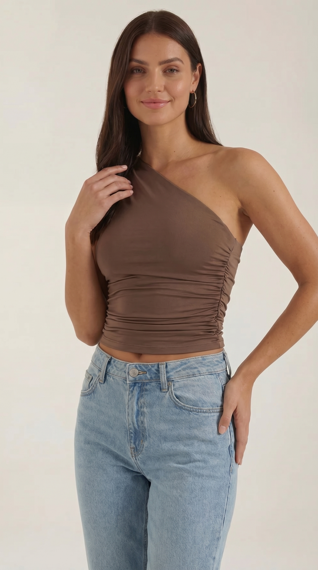 Ärmelloses One-Shoulder-Top mit seitlicher Raffung