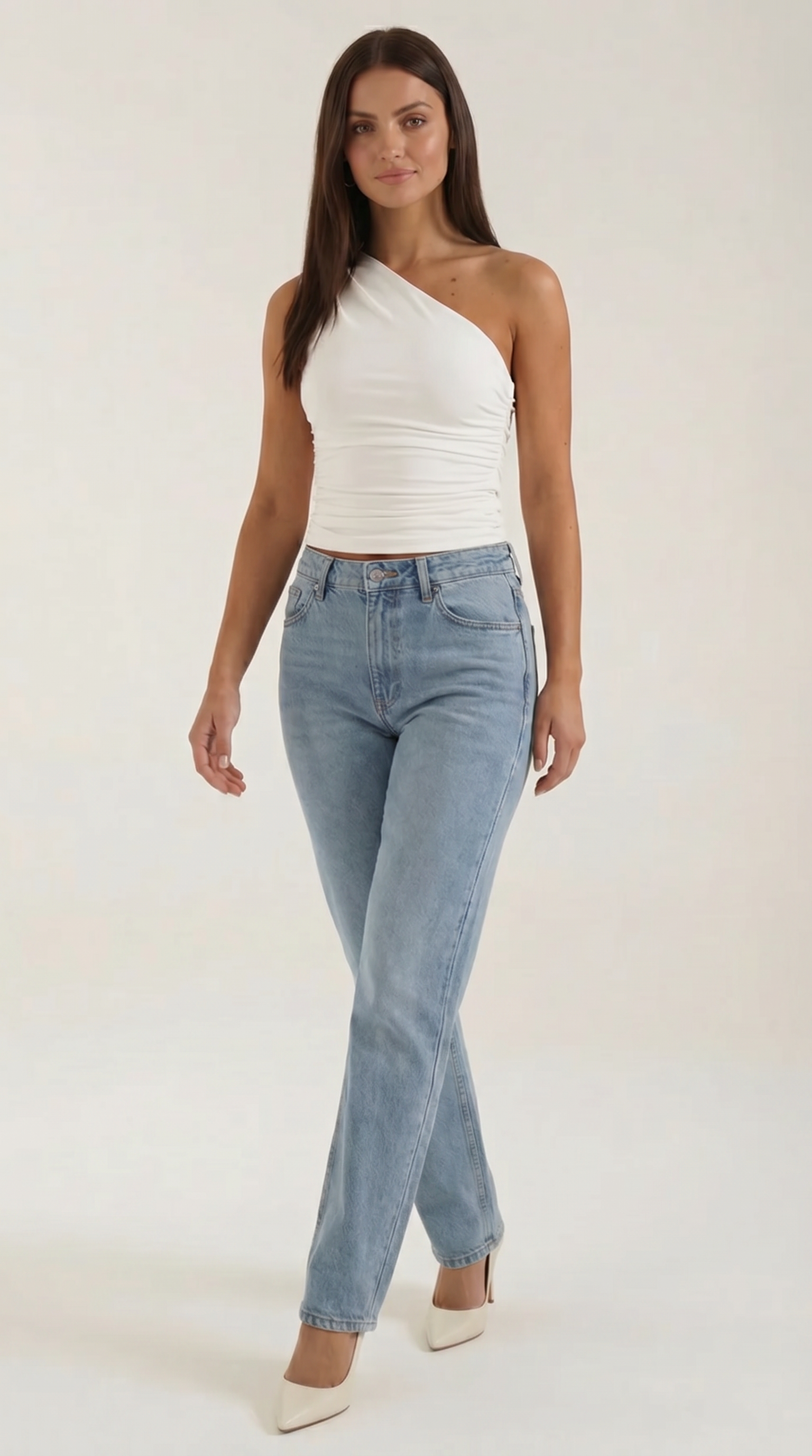 Ärmelloses One-Shoulder-Top mit seitlicher Raffung