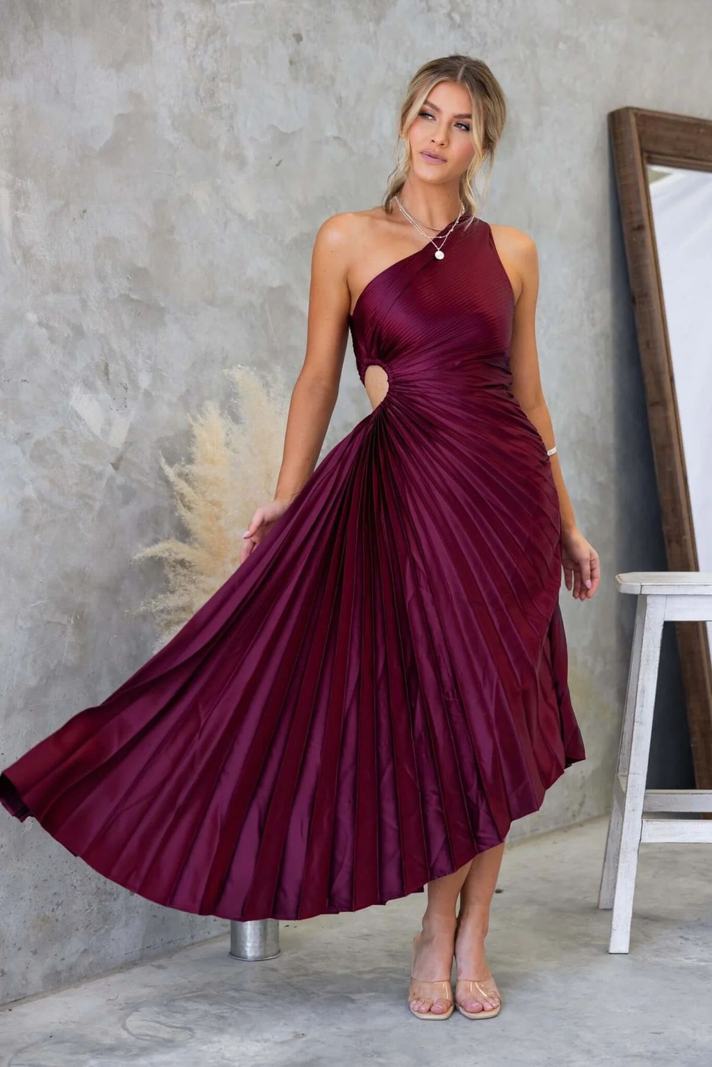 Elegantes Midi-Kleid Audrine – Modern & Raffiniert
