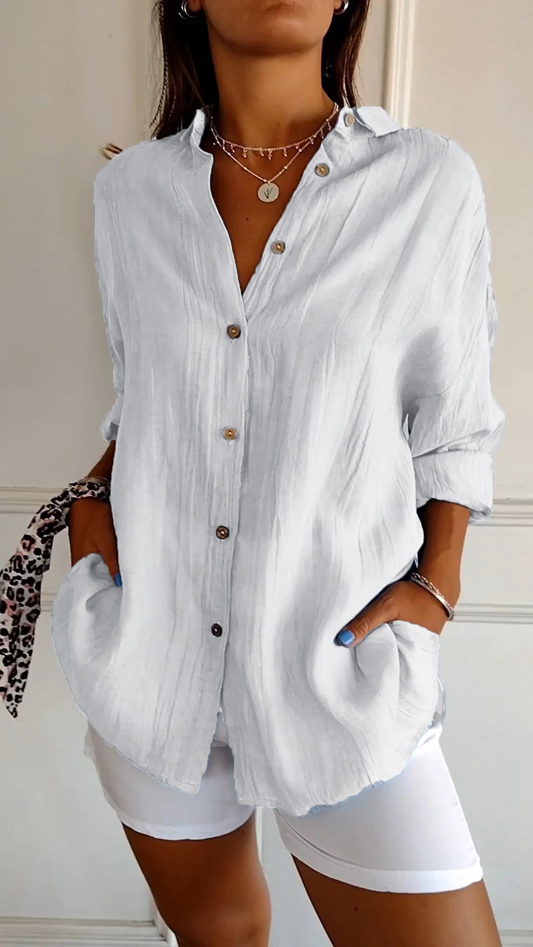 Elegant women's blouse for office and leisure | Classic business blouse with comfortable fit | High-quality women's tops