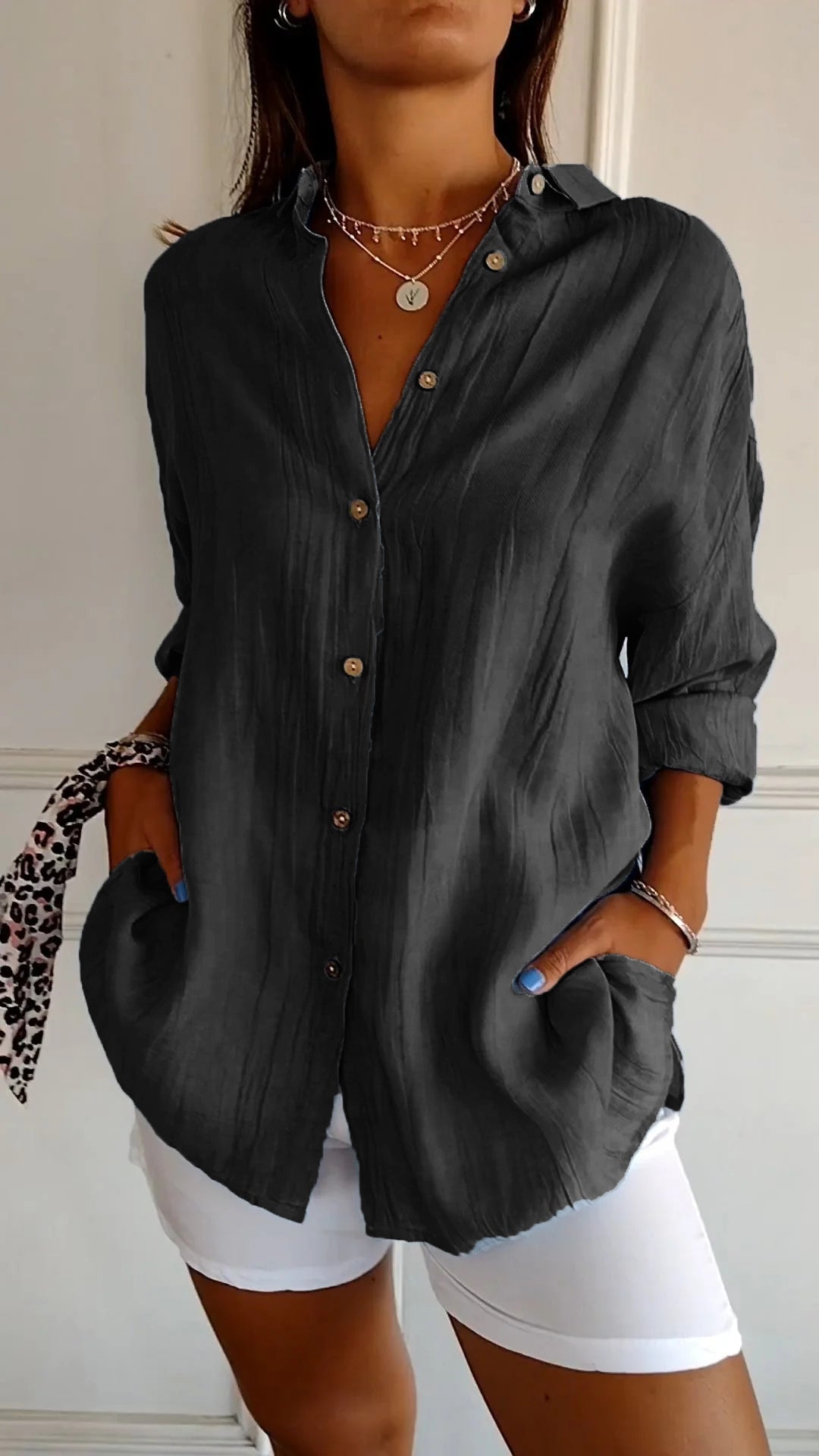Elegant women's blouse for office and leisure | Classic business blouse with comfortable fit | High-quality women's tops