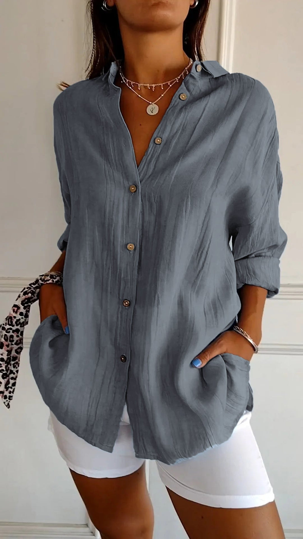 Elegant women's blouse for office and leisure | Classic business blouse with comfortable fit | High-quality women's tops