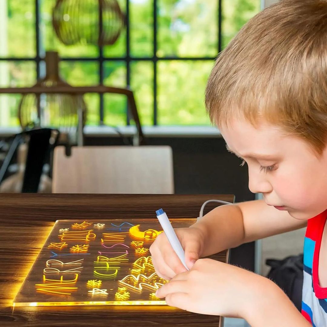 LED Schreibtafel für Kinder - Leuchtendes Zeichenbrett