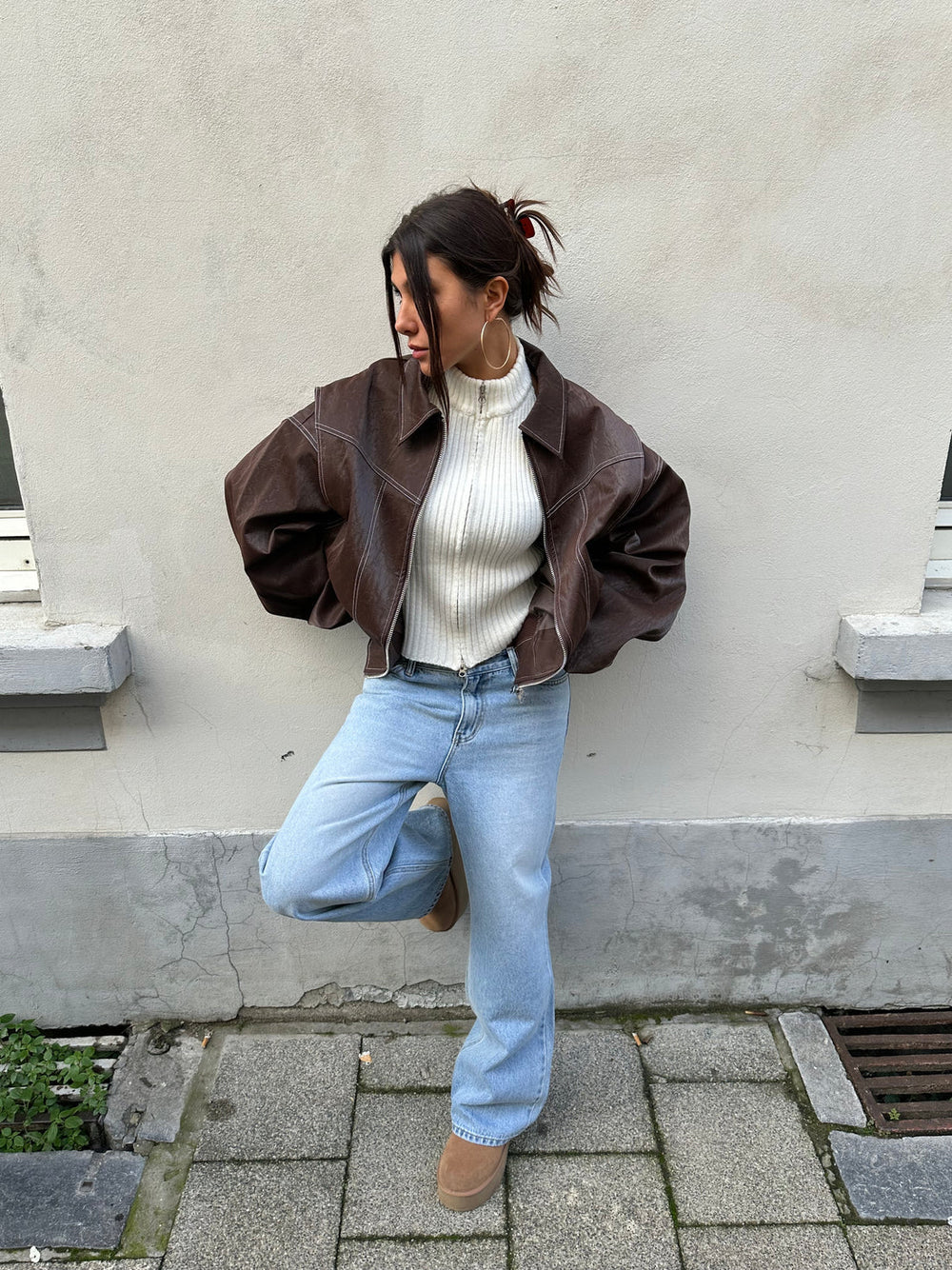Women's bomber jacket in an oversized look made from high-quality faux leather - soft transitional jacket with a leather look for modern outfits