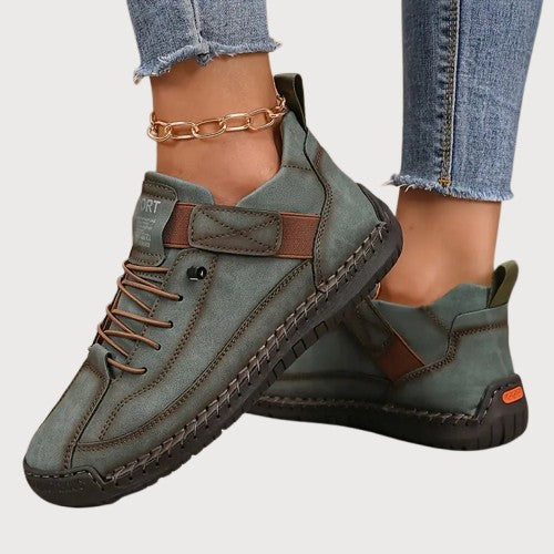 Bequeme orthopädische Sneaker