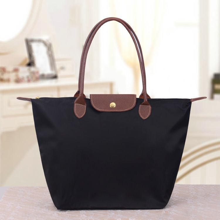 NOUVEAU RICHE Damen Luxe Oxford Schultertasche Oxnard Elegante Begleiter Schwarz