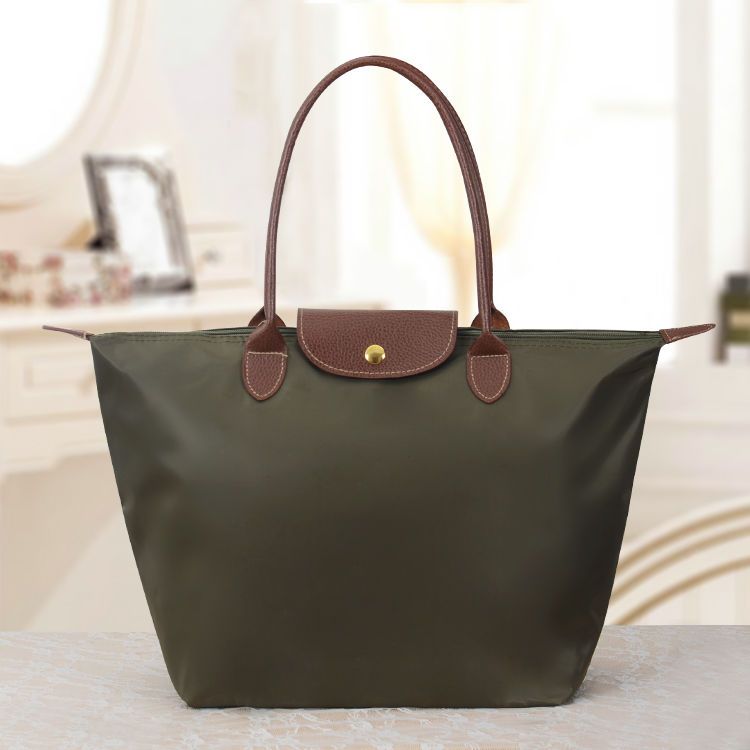 NOUVEAU RICHE Damen Luxe Oxford Schultertasche Oxnard Elegante Begleiter Grün