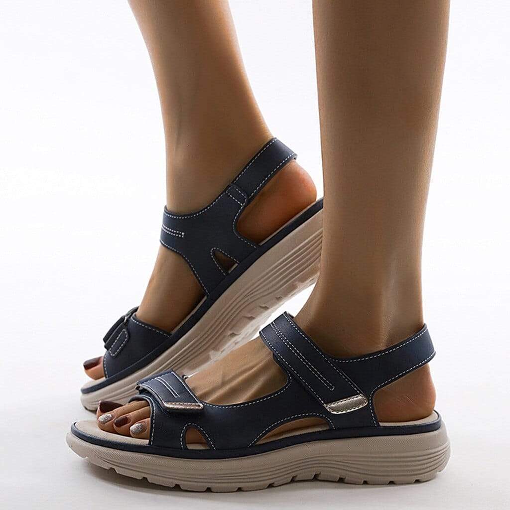 Orthopedic sandals for women with adjustable straps and support